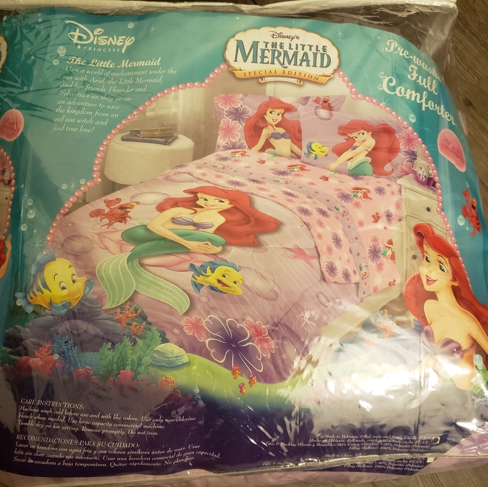 The Little Mermaid pink full comforter